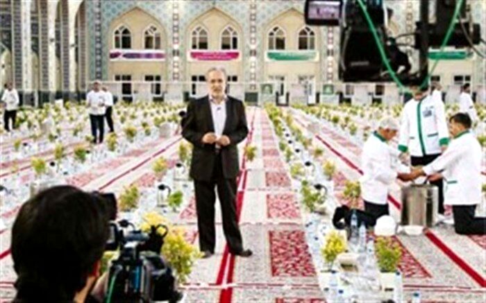 سفره‌های ساده افطار در «شهر عزیز»