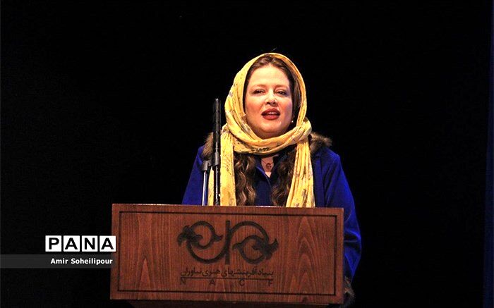 بهاره رهنما: وقت نکردم تلویزیون ببینم!