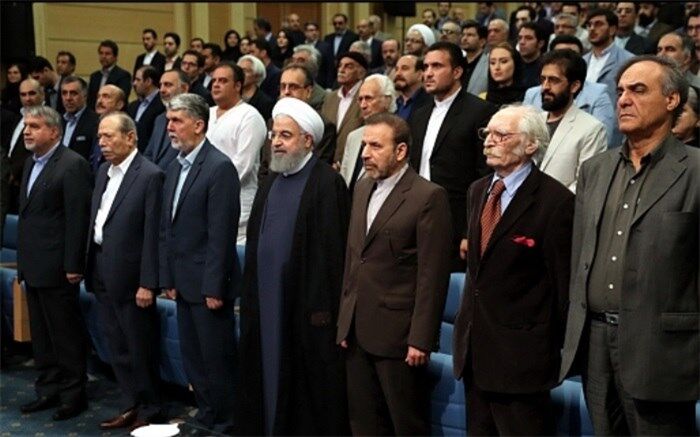 کدام هنرمندان به ضیافت افطاری رئیس جمهور رفتند؟