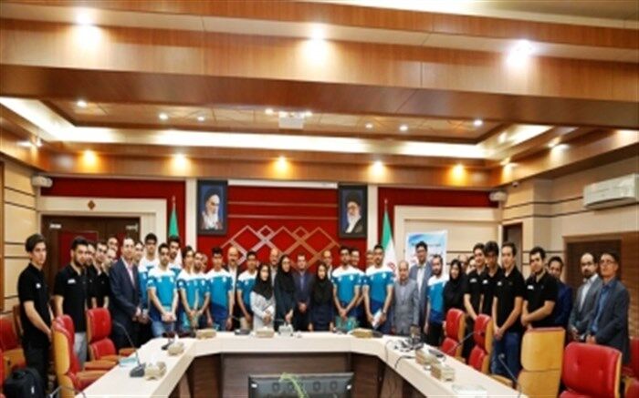 استاندار قزوین اعلام کرد : ضرورت گسترش توسعه مبتنی بر دانش در جامعه