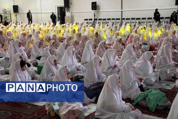 آغاز فصل بندگی در فضای شور و معنویت