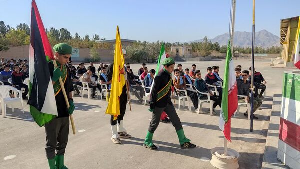 زنگ آغاز هفته پدافند غیرعامل در هنرستان آیت‌الله خامنه‌ای 