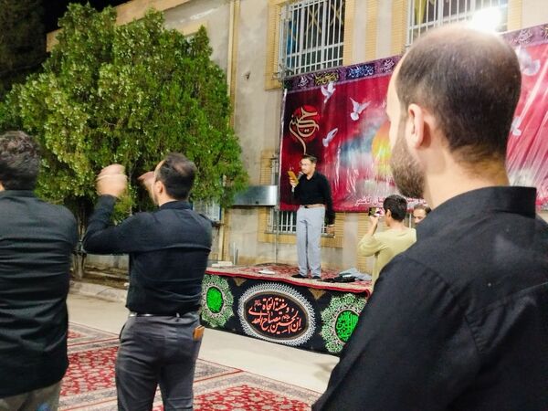 حضور فرهنگیان کاشمر در مراسم عزاداری محرم