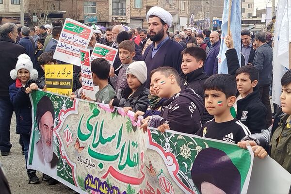 حماسه حضور مردم غیور باقرشهر و کهریزک در راهپیمایی ۲۲بهمن