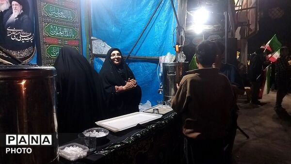 موکب ها آماده خدمت رسانی و پذیرایی از مردم هستند 