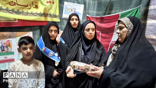 برپایی موکب سازمان دانش‌آموزی همراه با بسیج دانش‌آموزی در شهرستان فارسان