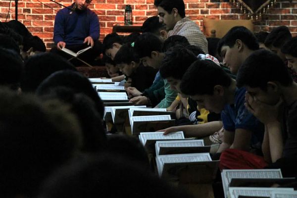 مراسم اعتکاف در مسجد سیدالشهداء رباط‌کریم