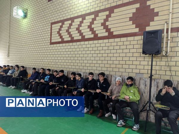 نمایش اقتدار در مدرسه میثم رشت