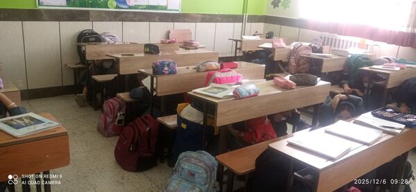 اجرای مانور زلزله در دبستان فرهنگ فرازمند