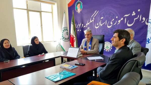 نشست نمایندگان مجلس دانش‌آموزی با رئیس سازمان دانش آموزی کهگیلویه و بویراحمد