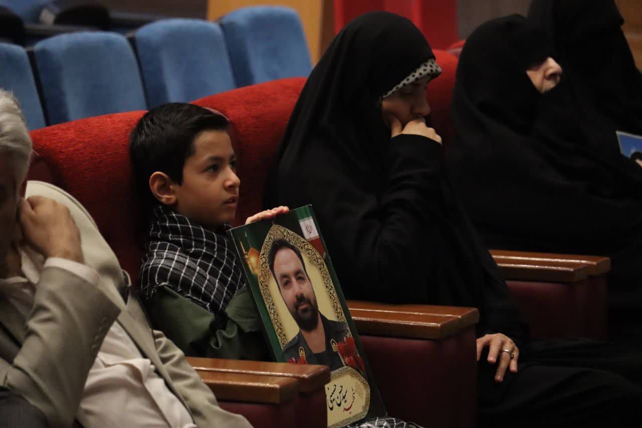 یادواره شهدا در فرهنگسرای مصلی‌نژاد ناحیه ۶ مشهد