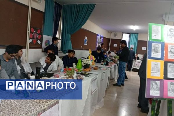 نمایشگاهی از دستاوردهای استعدادهای درخشان