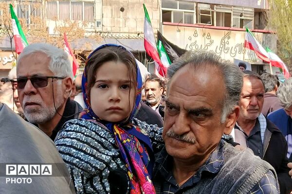 کبوتران عاشق به امام شهیدشان پیوستند