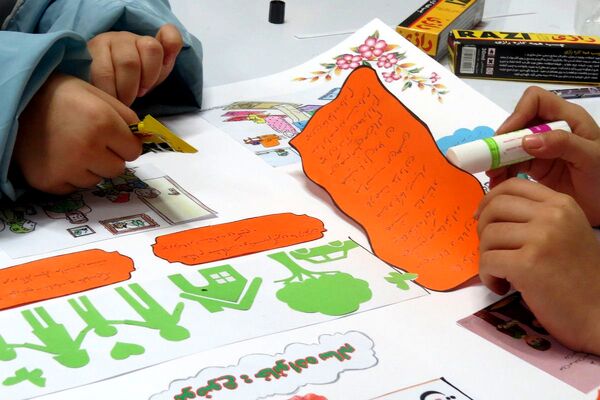 طنین هفته کتاب در دبستان وحیدکیهانی