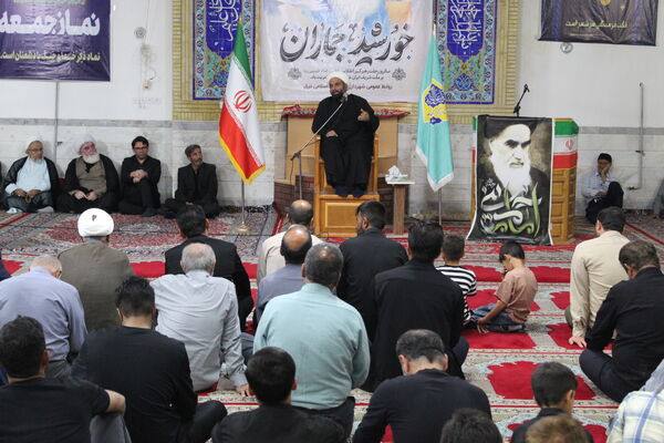 برگزاری مراسم گرامیداشت سالگرد ارتحال امام خمینی (ره) در شهر درق