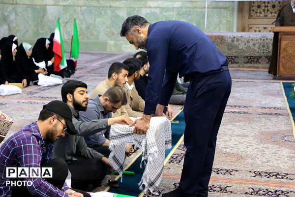 جشن ازدواج طلبگی ۲۰۰ زوج در حرم حضرت معصومه(س)