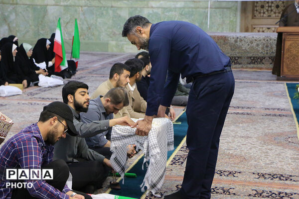 جشن ازدواج طلبگی ۲۰۰ زوج در حرم حضرت معصومه(س)