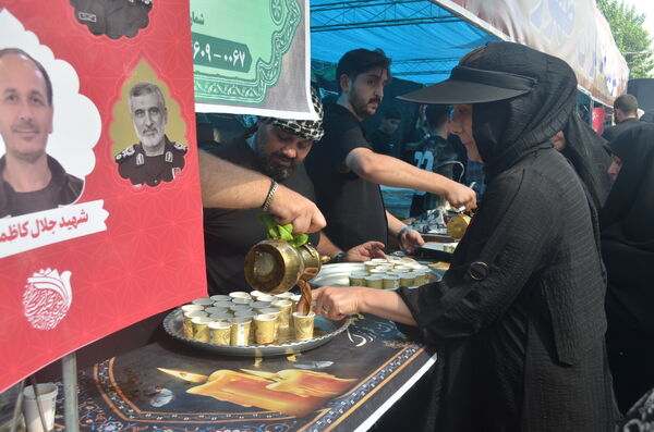 تجمع بزرگ جاماندگان اربعین در تهران