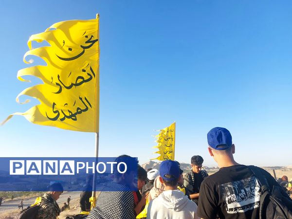 مراسم استقبال از کاروان زائرین پیاده دانش‌آموزی در مشهد