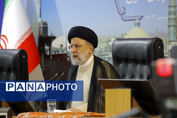 جلسه شورای اداری استان قم با حضور رئیس جمهوری