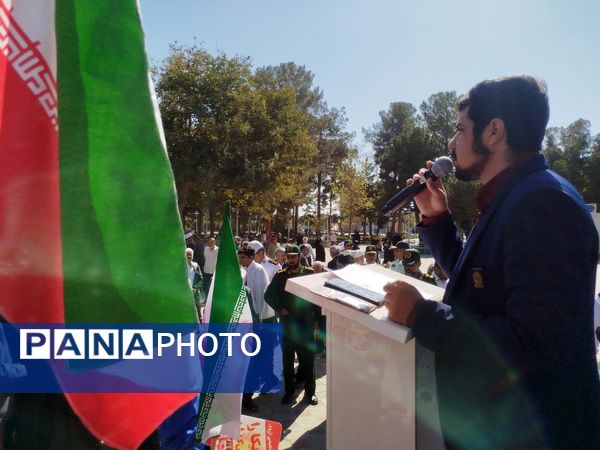 راهپیمایی جمعه خشم باحضور جمعی مردم ولایت مدار ترشیزکهن در کاشمر 