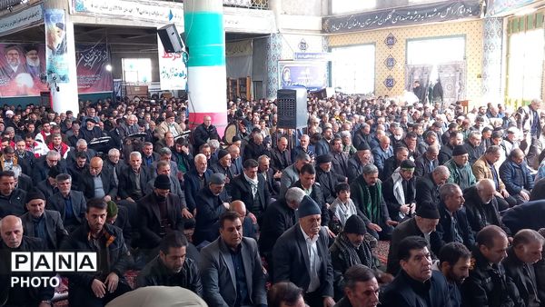 وداع باشکوه با سه قهرمان دلفانی 