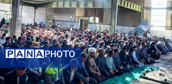 حضور با شکوه مردم شهر نسر و رباطسنگ در نماز عید سعید فطر 
