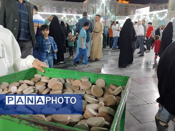 حال و هوای حرم حضرت معصومه(س) در روزهای پایانی نوروز