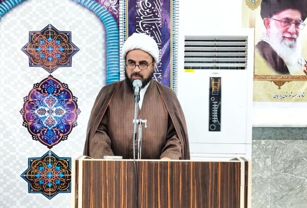 زمزمه دعای عرفه در پارسیان