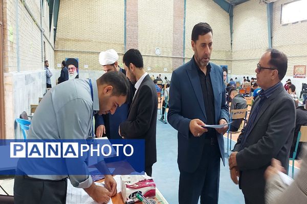 بازدیدهای ستادی از حوزه‌های برگزاری امتحانات نهایی در شهرستان فاروج 
