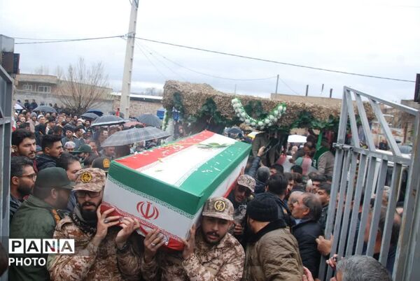 تشییع با شکوه چهار شهید وطن از دیار مرند با حضور مدیرکل آموزش و پرورش آذربایجان شرقی 