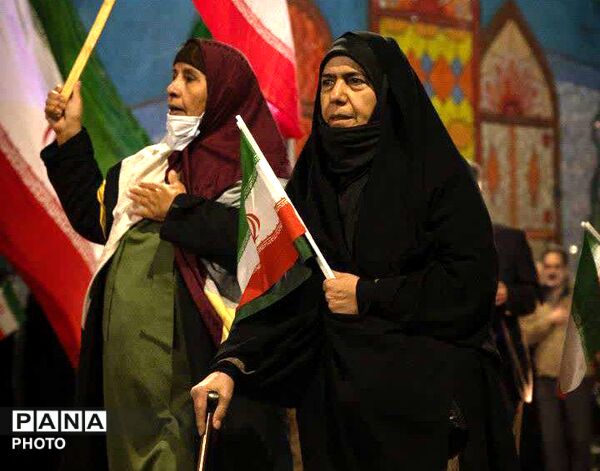 تجمعات عظیم مردمی نسبت به استکبار جهانی در کرج