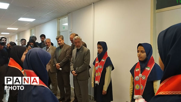 بازدید مدیرکل آموزش و پرورش خراسان رضوی از حوزه معاونت پرورشی و فرهنگی 
