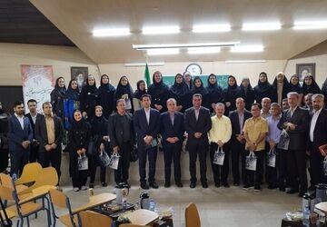 نشست خبری مدیرکل آموزش و پرورش استان اصفهان با اصحاب رسانه