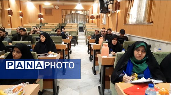 جلسه کارشناسان پژوهش استان خراسان رضوی