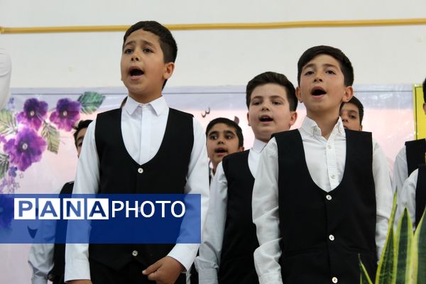 همایش گرامیداشت هفته معلم در شهرستان گرمه