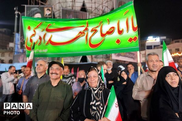 تجلیل از خبرنگاران پانا در صحنه ی جهاد تبیین