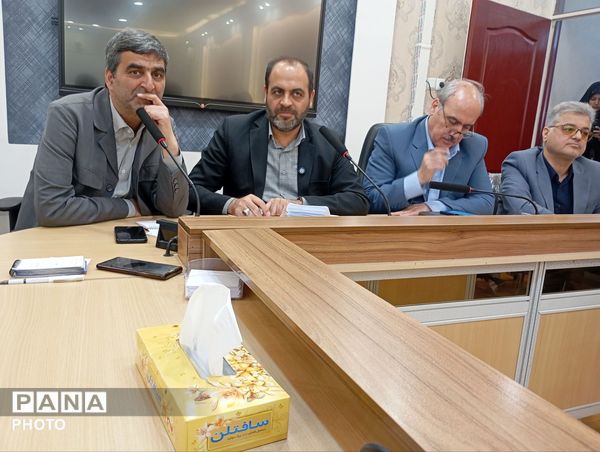 جلسه تشکلات دانش آموزی با نماینده مردم نیشابور در مجلس شورای اسلامی