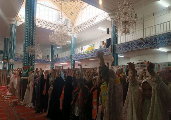 جماعت در اعتکاف دانش‌آموزی، طعم شیرین بندگی