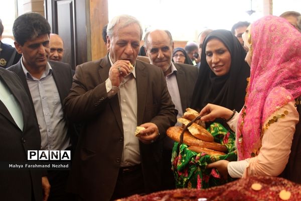 ششمین نمایشگاه صنایع روستایی شهرستان اسلامشهر