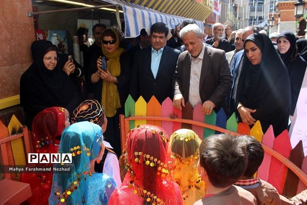 ششمین نمایشگاه صنایع روستایی شهرستان اسلامشهر