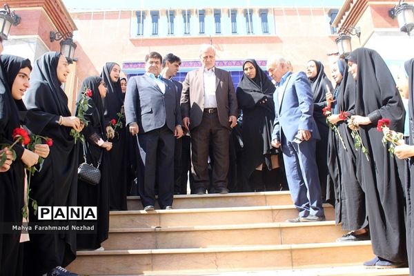 ششمین نمایشگاه صنایع روستایی شهرستان اسلامشهر