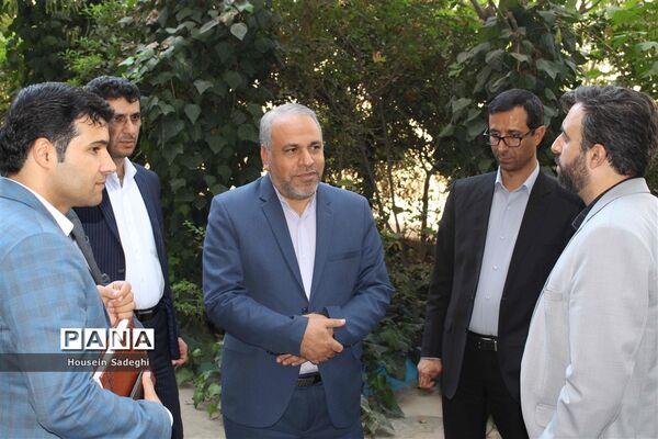 حضورمدیرکل امورتربیتی و مشاوره وزارت آموزش و پرورش در اداره کل آموزش و پرورش شهرستان‌های استان تهران