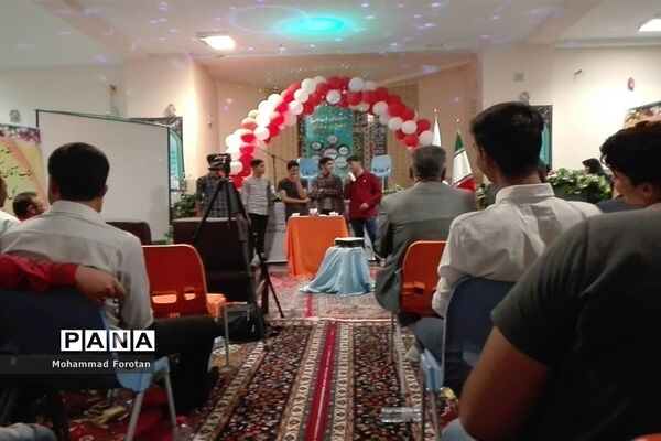 اولین اردوی آموزشی توجیهی همیاران مشاور پسر در استان فارس
