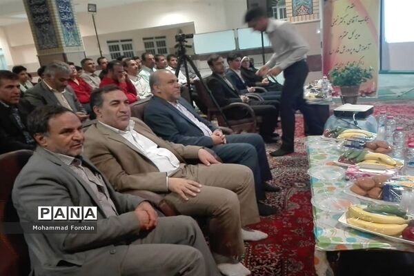 اولین اردوی آموزشی توجیهی همیاران مشاور پسر در استان فارس