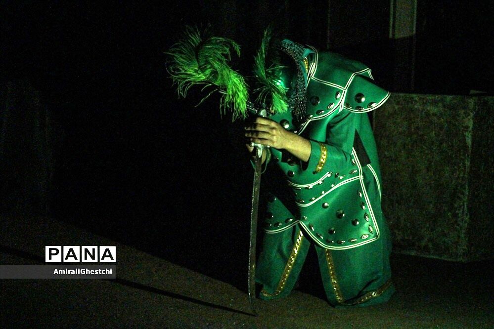 تئاتر آیینی سرنوشت سرخ در شهرستان بیرجند