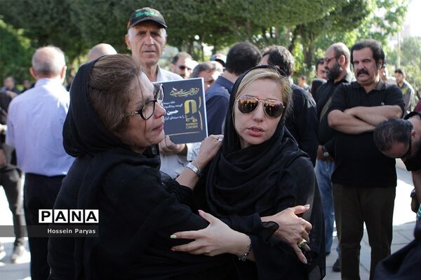 مراسم تشییع پیکر مرحوم «حسین عرفانی »