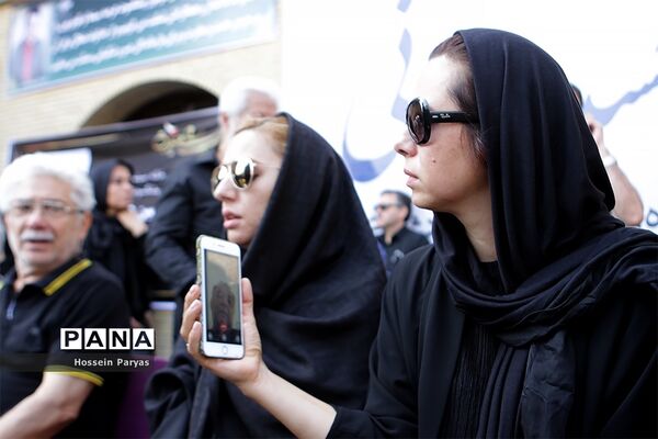 مراسم تشییع پیکر مرحوم «حسین عرفانی »