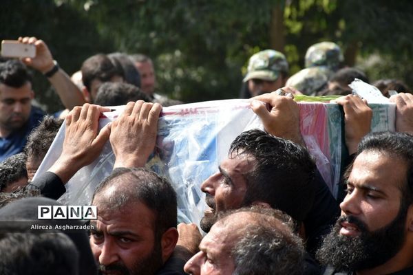 مراسم تشییع پیکر شهیدسید جلال حبیب‌اله‌پور