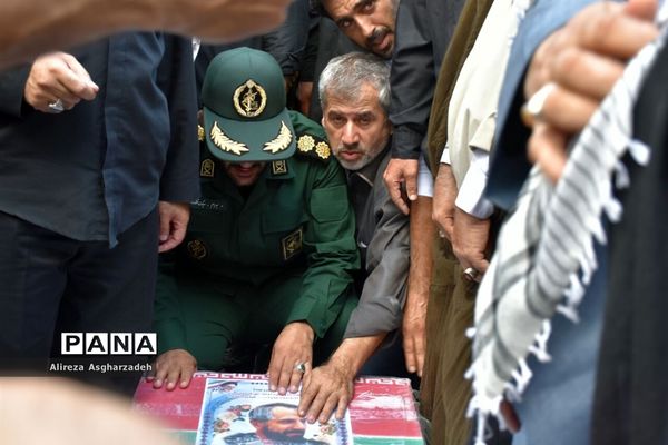 مراسم تشییع پیکر شهیدسید جلال حبیب‌اله‌پور